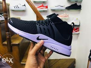 Brand New Black - White Nike Presstto Shoe, Sizes 
