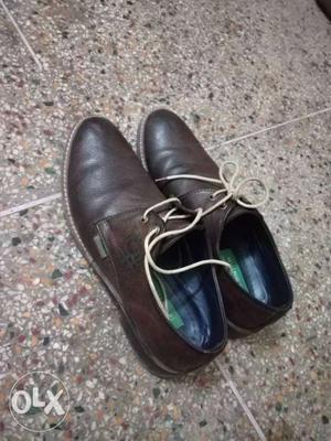 Brand new UCB formal leather shoe. Negotiable.