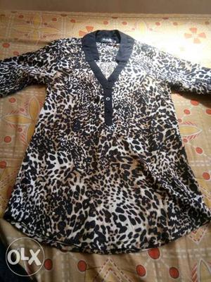Fab Alley brand new top for sale. with full