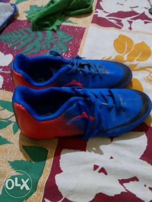 Football Shoes only on 450 market price is 