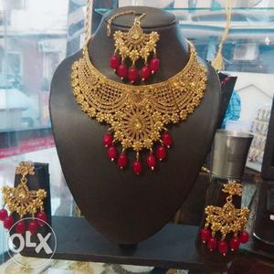 I have losts of jewellery collection with