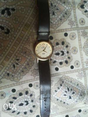 I have to sell my hmt company watch