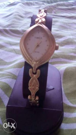 Non-negotiable.Brand new unused Timex wrist Ladieswatch wid