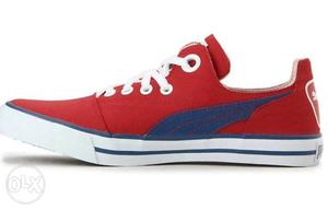 Paired Red And Blue Low-top Sneaker