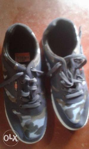 Shoe,new Piece, Good Condition