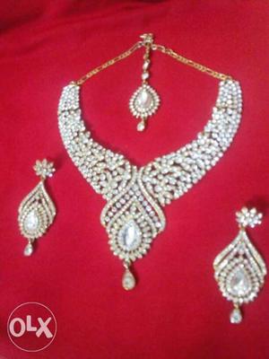 Silver and golden party wear neclace making with