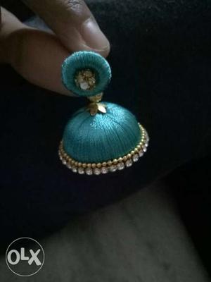 paired Blue Thread Jumka Earring