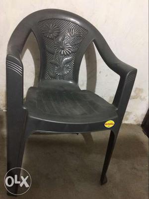 Black And Gray Padded Chair