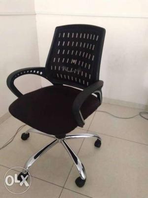 Black And solid steel Rolling chair