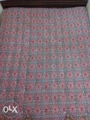 Cotton box mattress in good condition home used.
