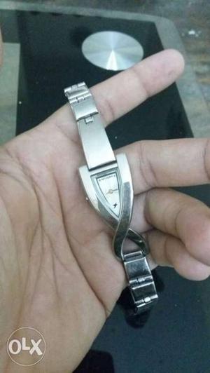 Fastrack Ladies watch lite used in good working