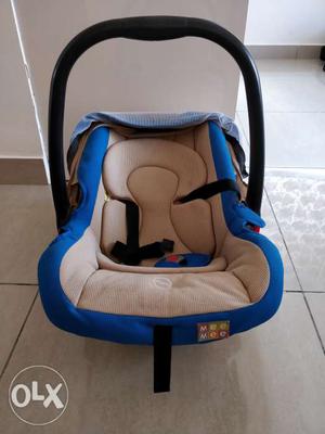 Mee Mee rear facing infant car seat