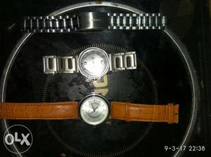 New Timex watch with additional leather strap & 1 used