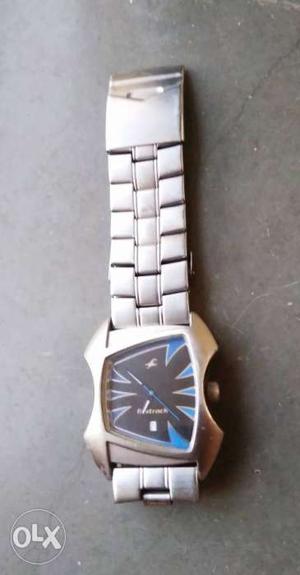 Original Fastrack watch with date feature for