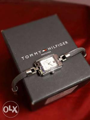 Original TOMMY HILFIGER Watch in very good