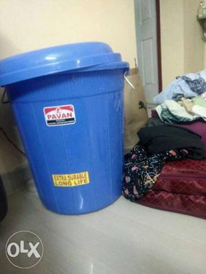 Storage bucket..in mint condition