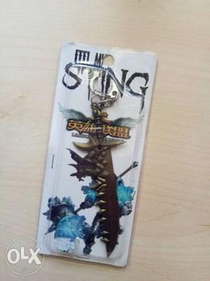Brown Sting Sword keychain Pack