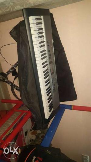 Casio CTK- synthesizer; mint condition.