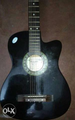 Franklin imported 19 fret Malaysian guitar