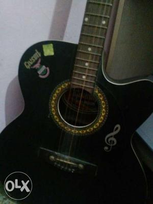 Givson guitar good condition with black cover