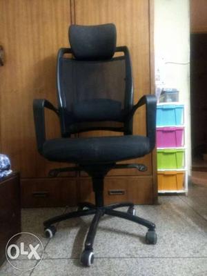 High back chair with adjustable head rest. Sector 82, Noida