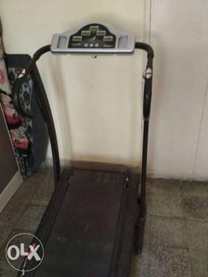 Manual bodyline Treadmill in very good condition