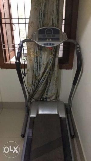Pro-Bodyline motorized Treadmill in very good condition