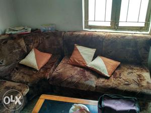 Sofa 7 feet urgent sell