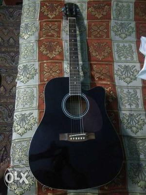 Spectrum acoustic guitar in great condition