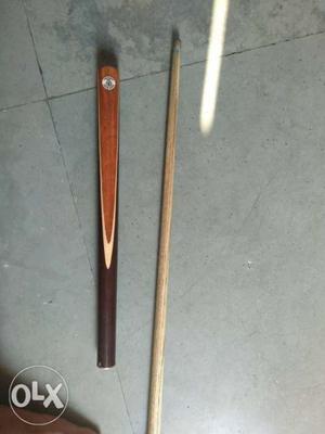 This is professional cue and it is buyed from 147 cue