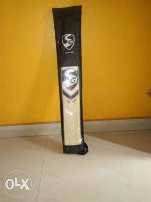 This new cricket bat sg 1 months used fully knocked real