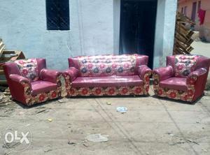 Two Red-and-white Floral Sofa Set