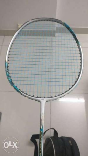 Yonex isometric lite 2 badminton with changes