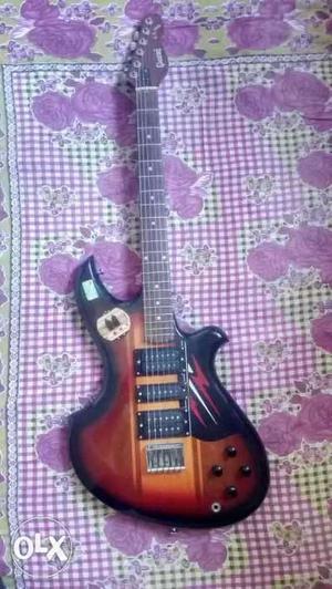 Givson Electric guitar in great working condition