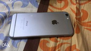 Iphone 6 64gb Phone is in excellent condition