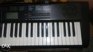 Its a Casio Ctk- Beginners synthesizer.