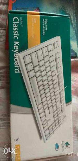 Logitech PS-2 keyboard good condition