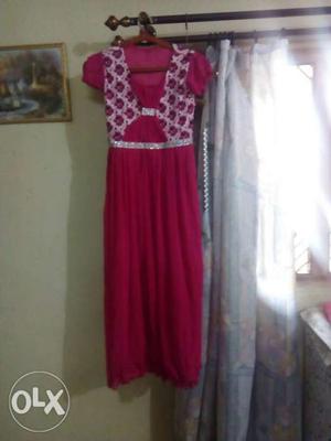 Pink dress 1 piece almost new and other 3 full