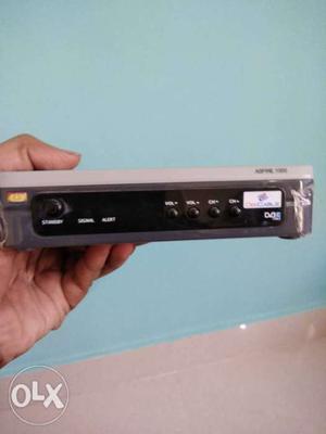 Set top box- digicable set top box with remote.Good working