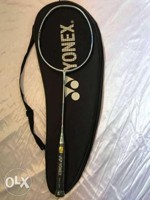 Yonex duora 10 lcw badminton racket
