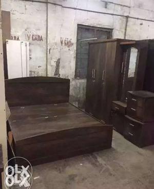 Direct factory price bedroomset. 6x5 storage bed,