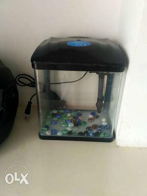 Fish tank for sale it has motor and light