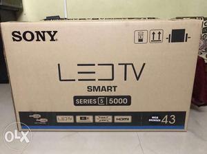 43" Sony LED TV Box