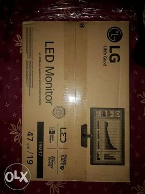 47 Cm LG LED Monitor Box