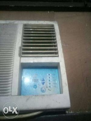 All new good condition AC 1 ton