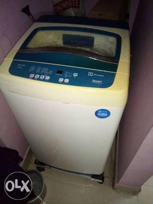 Beige And Blue Top-load Washing Machine