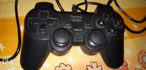 Black pc game controler 10 days old