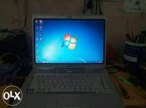 Compaq c300 dual core laptop. 2gb ram.80gb hdd
