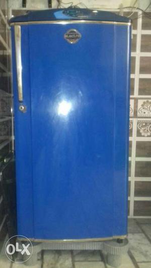 Kelvinator cooling freezer good condition