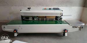 New autometic packet sealing machine